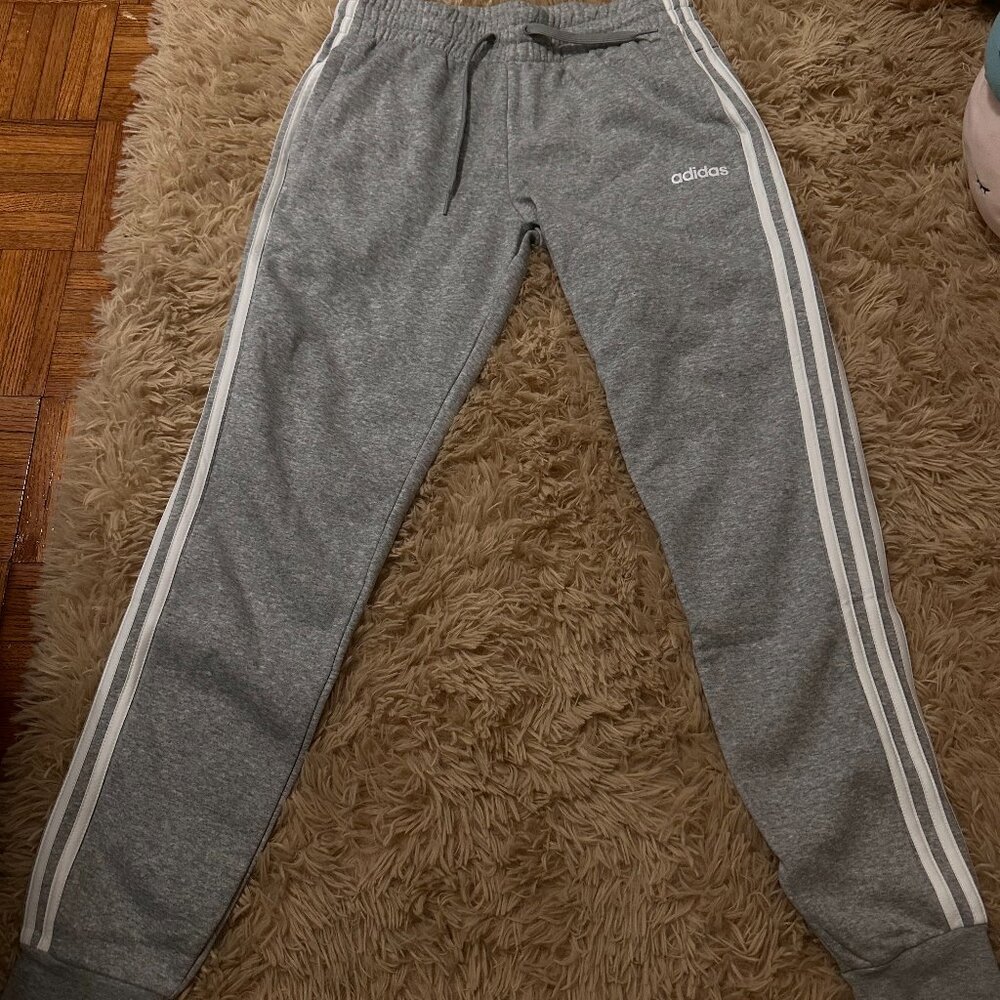 Adidas Fleece pant size S